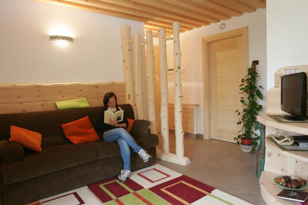 Chalet Nada Livigno Exterior photo