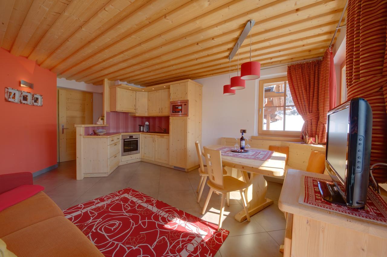 Chalet Nada Livigno Exterior photo